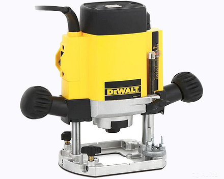 Фрезер DEWALT - DW615